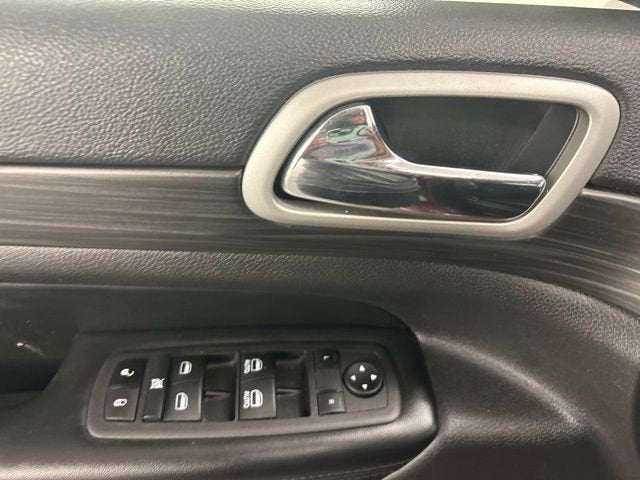 2022 Jeep Grand Cherokee WK Laredo X 4x2