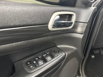 2020 Jeep Grand Cherokee Altitude 4x2