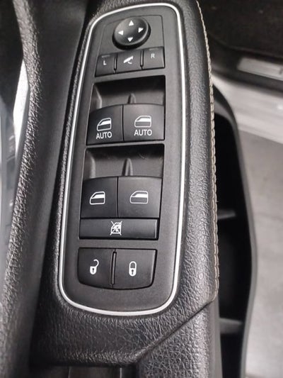 2022 RAM 1500 Laramie Crew Cab 4x2 5'7" Box