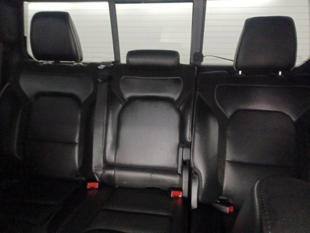 2022 RAM 1500 Laramie Crew Cab 4x2 5'7" Box