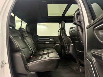 2020 RAM 1500 Laramie Crew Cab 4x4 5'7" Box