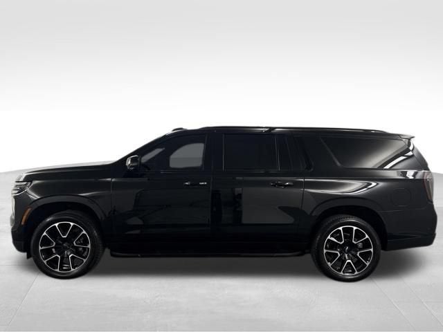 2025 Chevrolet Suburban RST