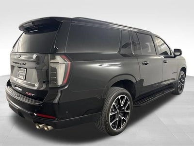 2025 Chevrolet Suburban RST