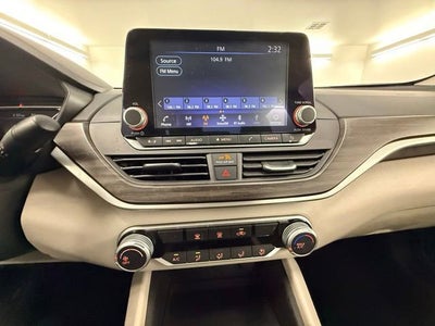2025 Nissan Altima SV FWD