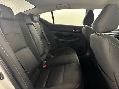 2022 Nissan Altima SV FWD