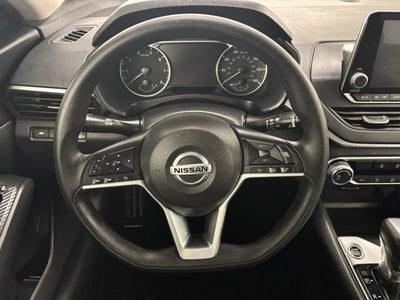 2022 Nissan Altima SV FWD