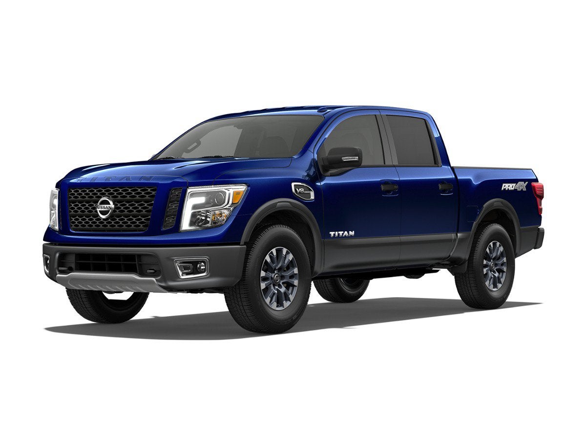 2017 Nissan TITAN SV