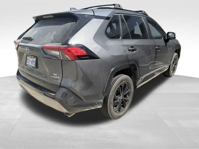 2022 Toyota RAV4 Hybrid SE