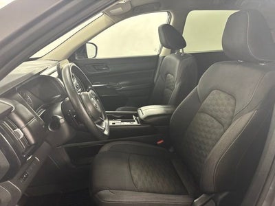 2024 Nissan Pathfinder S FWD