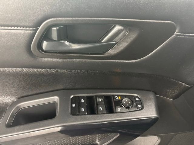 2024 Nissan Pathfinder S FWD