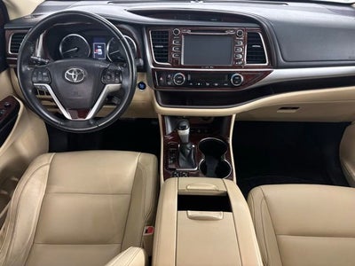 2016 Toyota Highlander XLE V6