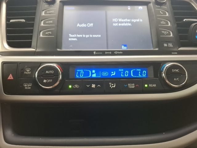2019 Toyota Highlander SE