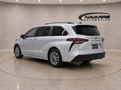 2021 Toyota Sienna XLE