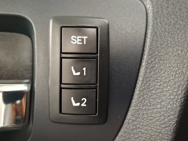 2015 Toyota Tundra 4WD Truck Platinum