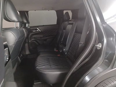 2023 Mitsubishi Outlander SEL 2.5 2WD