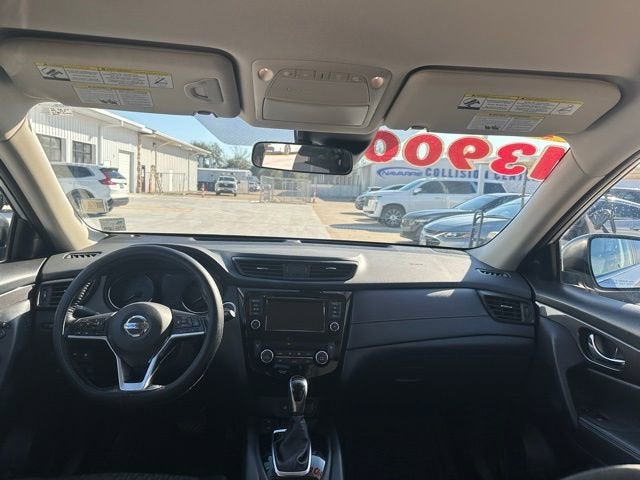 2020 Nissan Rogue SV FWD