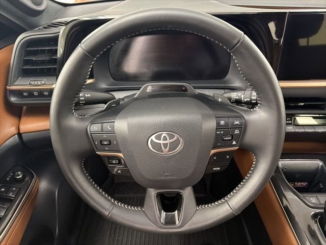 2025 Toyota Crown Signia Limited