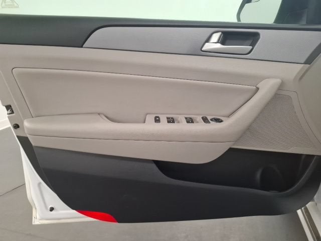 2017 Hyundai Sonata Hybrid SE