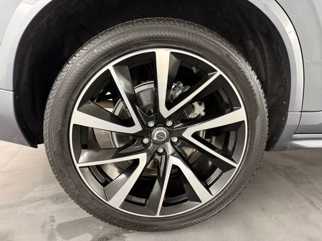 2019 Volvo XC90 T6 Momentum