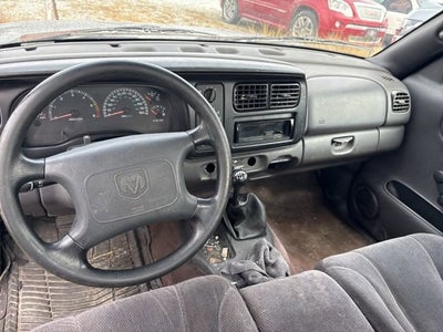 2000 Dodge Dakota Base