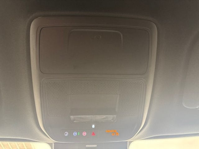 2026 GMC Acadia Elevation — photo 32