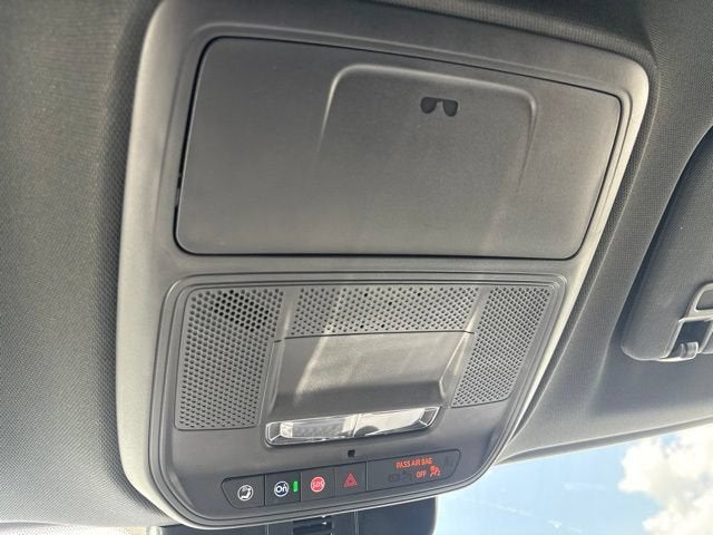 2026 GMC Acadia Elevation — photo 31