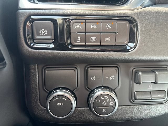 2026 GMC Yukon XL Elevation — photo 19