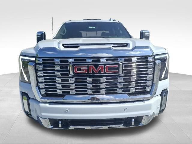 2026 GMC Sierra 3500 HD Denali DRW — photo 2