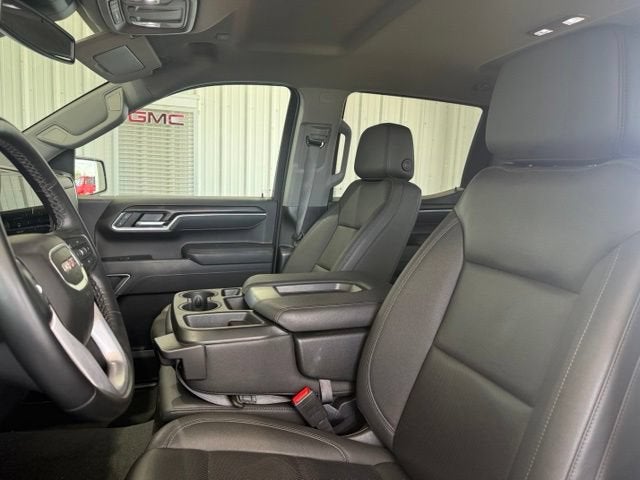 2026 GMC Sierra 1500 SLT — photo 13
