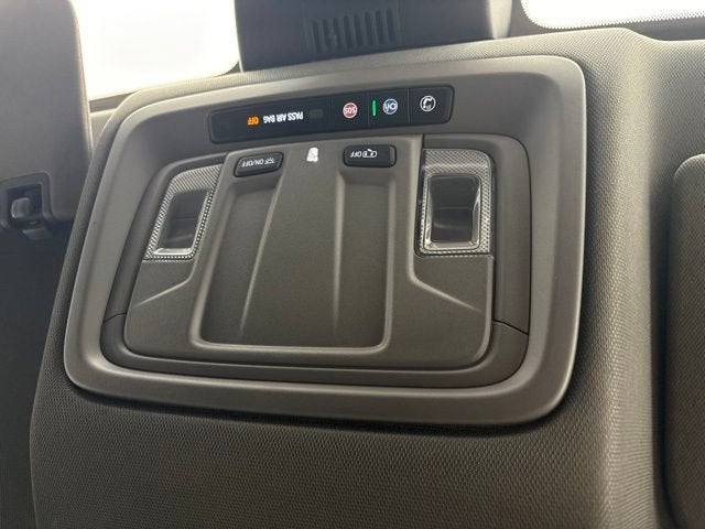 2026 GMC Sierra 1500 SLT — photo 32