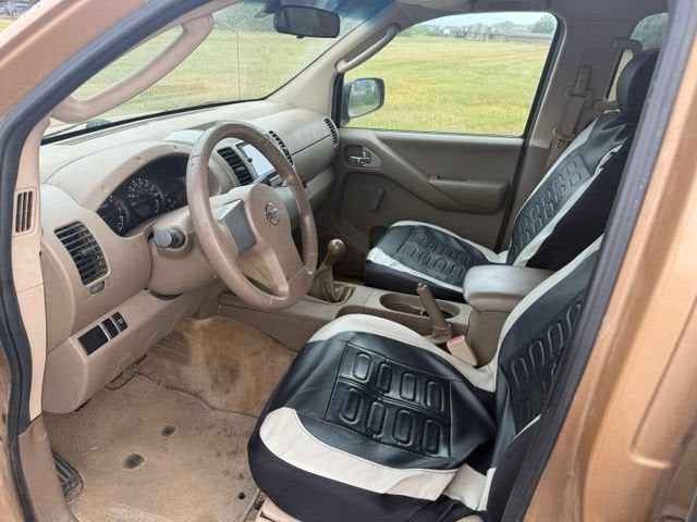 2005 Nissan Frontier 2WD SE