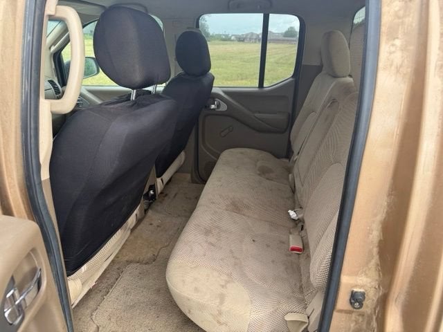 2005 Nissan Frontier 2WD SE