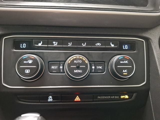 2021 Volkswagen Atlas 3.6L V6 SE w/Technology R-Line