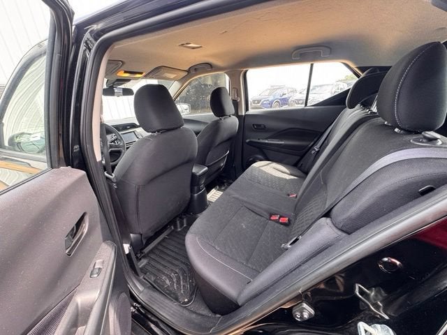 2021 Nissan Kicks S — photo 13
