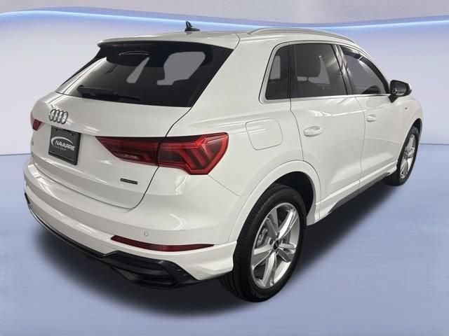 2021 Audi Q3 S line Premium