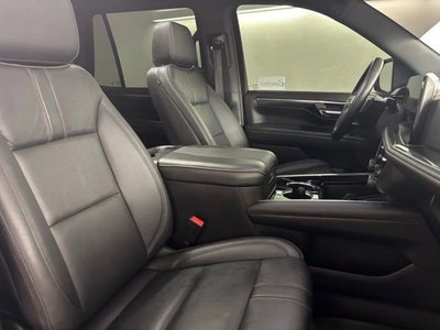 2025 Chevrolet Tahoe RST