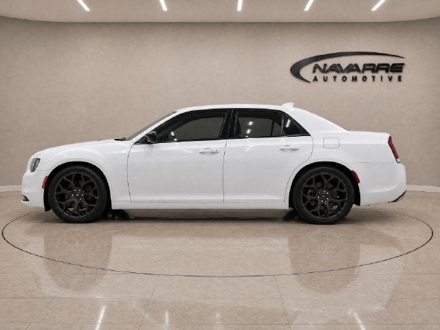 2019 Chrysler 300 Touring