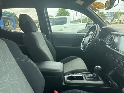 2022 Toyota Tacoma 2WD SR5