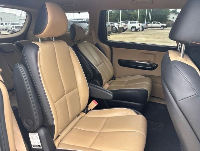 2016 Kia Sedona SX