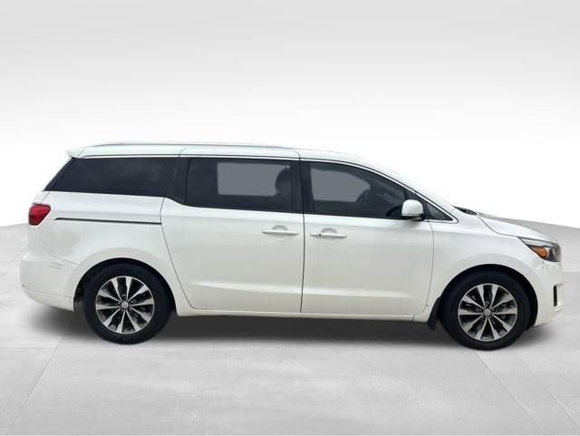2016 Kia Sedona SX