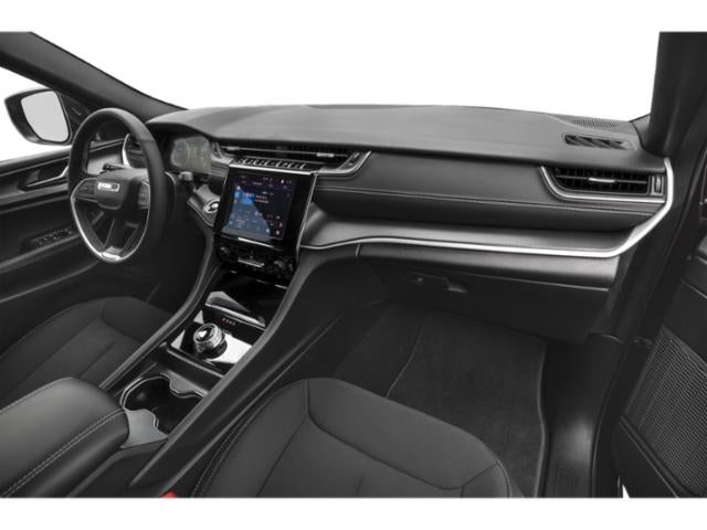 2025 Jeep Grand Cherokee Altitude 4x2
