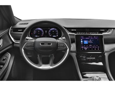 2025 Jeep Grand Cherokee Altitude 4x2