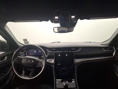 2022 Jeep Grand Cherokee L Altitude 4x2