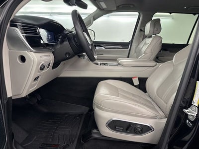 2022 Jeep Wagoneer Series III 4x2