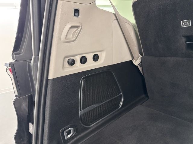 2022 Jeep Wagoneer Series III 4x2