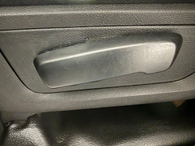 2022 RAM 1500 Classic Tradesman Quad Cab 4x2 6'4' Box