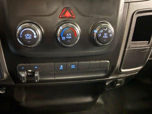 2022 RAM 1500 Classic Tradesman Quad Cab 4x2 6'4' Box