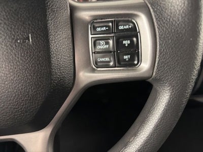 2024 RAM 1500 Classic Warlock Crew Cab 4x2 5'7' Box