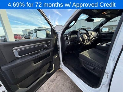 2024 RAM 1500 Classic Warlock Crew Cab 4x2 5'7' Box