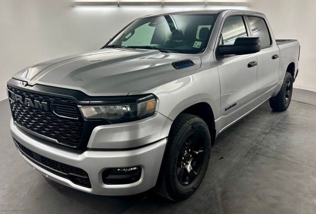 2025 RAM 1500 Tradesman Crew Cab 4x2 5'7' Box